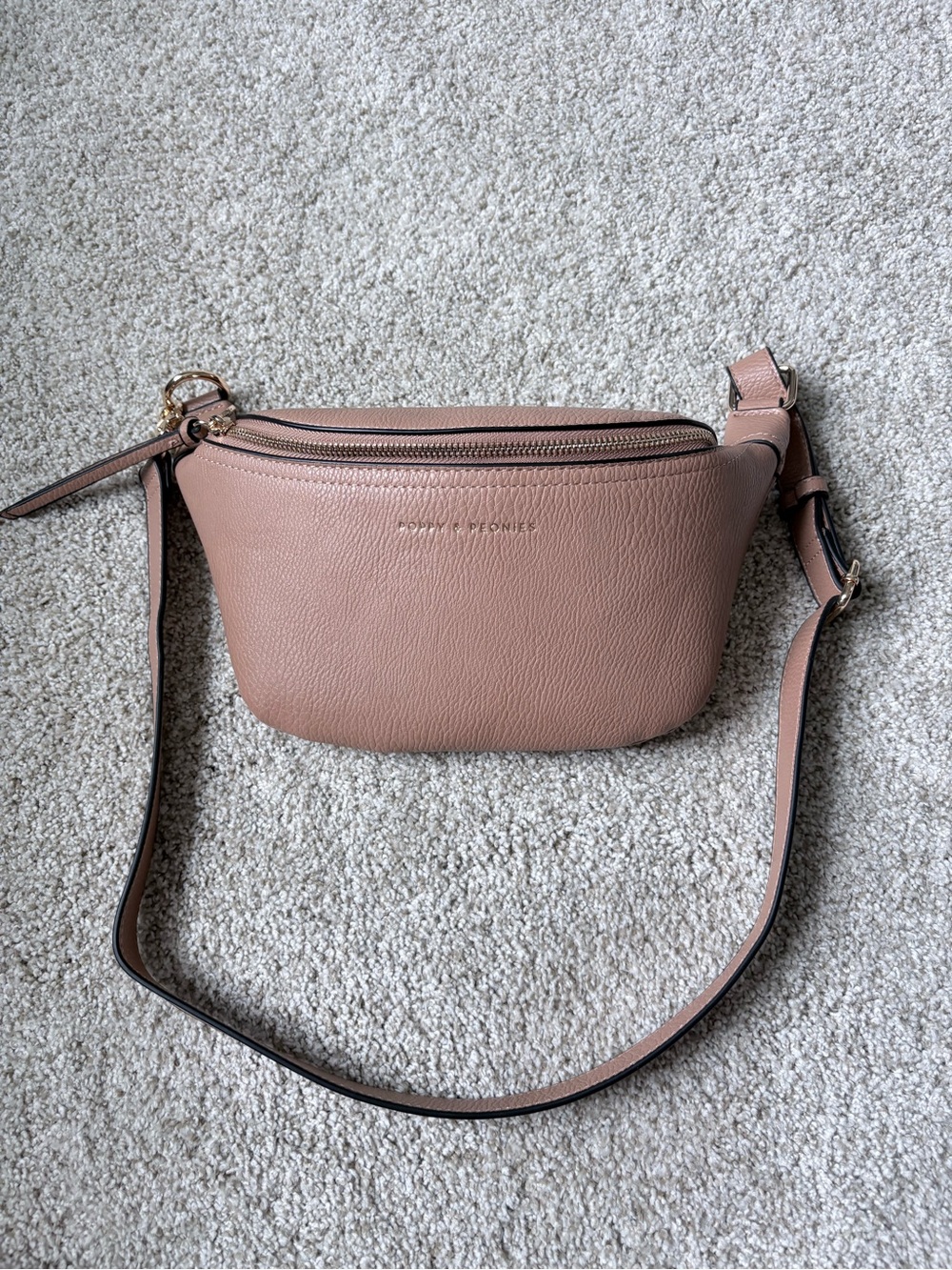 Poppy & Peonies The Sidekick Vegan Leather Belt Bag in Mocha Mousse
